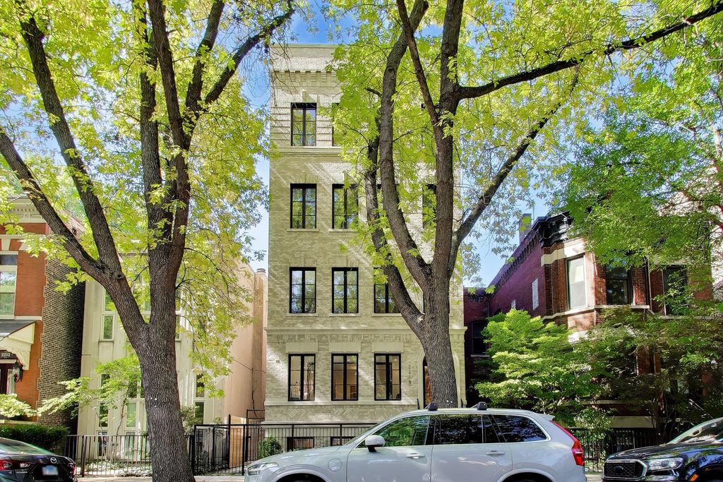 2218 N Burling Street 1, Chicago, IL 60614 — exterior