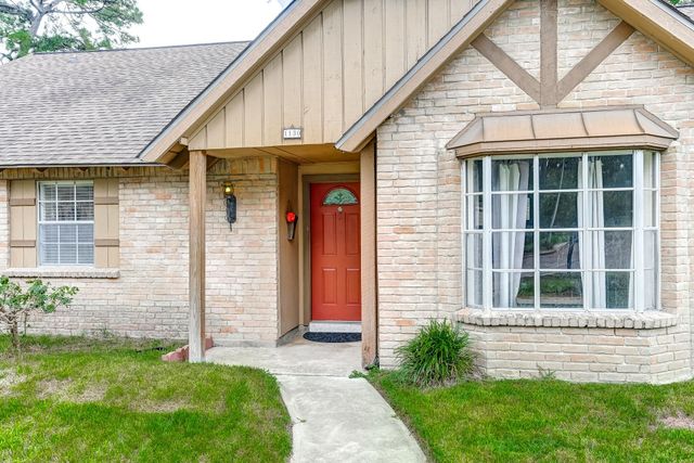 1130 Old Mill Lane, Houston, TX 77073
