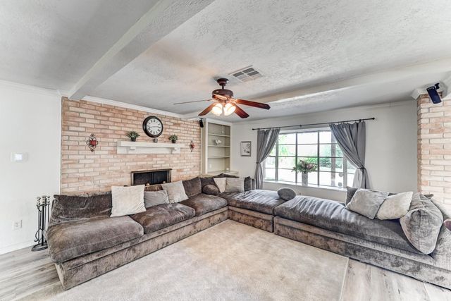 1130 Old Mill Lane, Houston, TX 77073