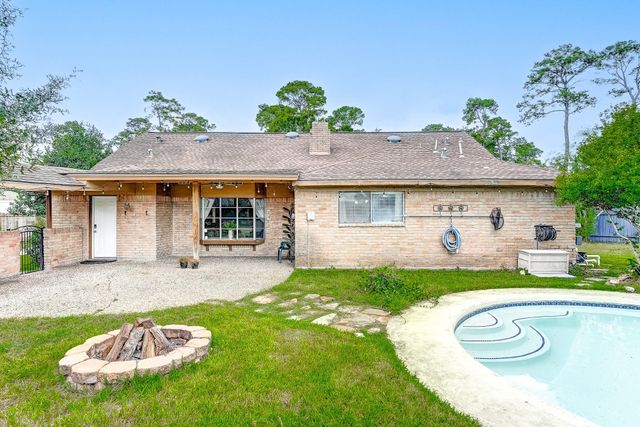 1130 Old Mill Lane, Houston, TX 77073
