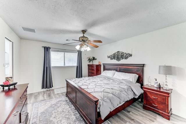1130 Old Mill Lane, Houston, TX 77073