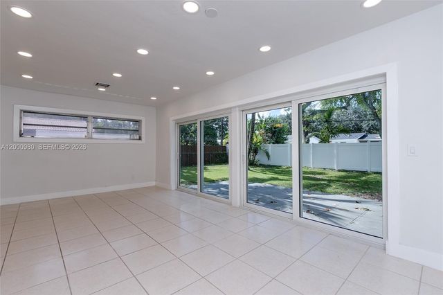 840 NE 182nd Ter, North Miami Beach, FL 33162