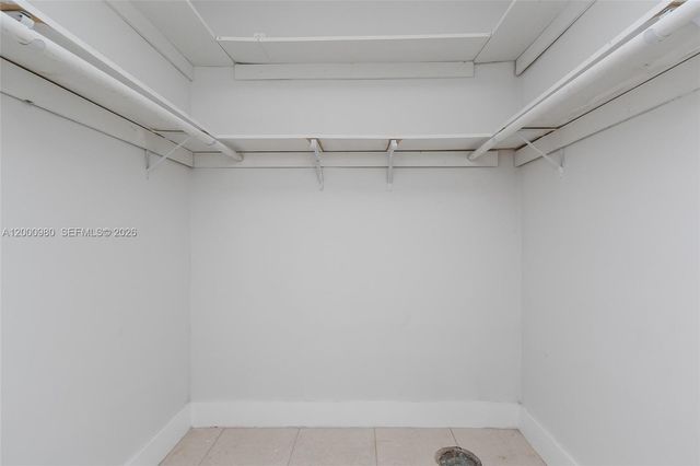 840 NE 182nd Ter, North Miami Beach, FL 33162