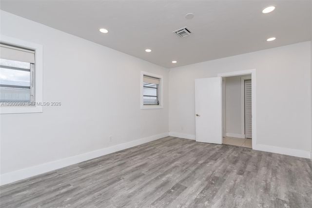 840 NE 182nd Ter, North Miami Beach, FL 33162