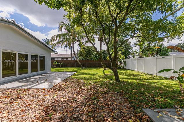 840 NE 182nd Ter, North Miami Beach, FL 33162