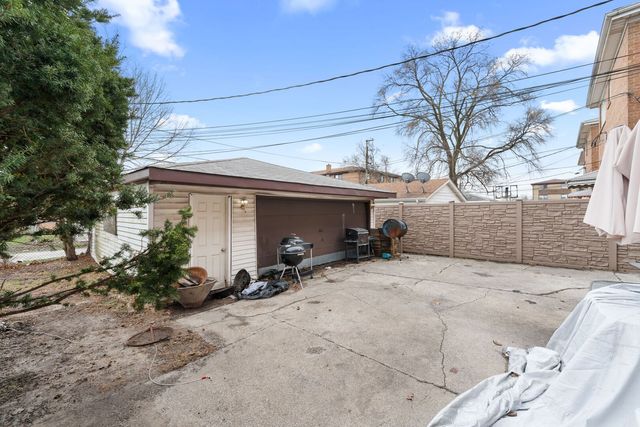 349 Yates Avenue, Calumet City, IL 60409