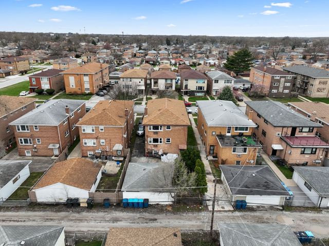 349 Yates Avenue, Calumet City, IL 60409