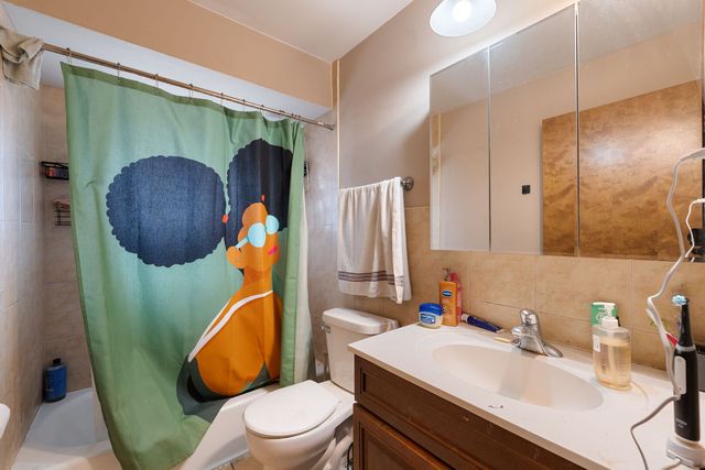 349 Yates Avenue, Calumet City, IL 60409