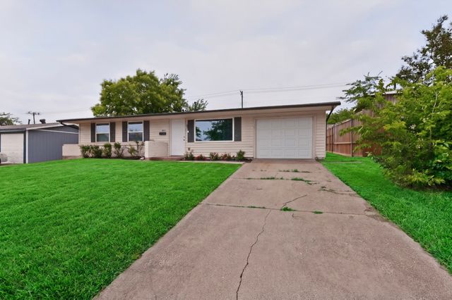 1901 Burke Drive, Garland, TX 75040