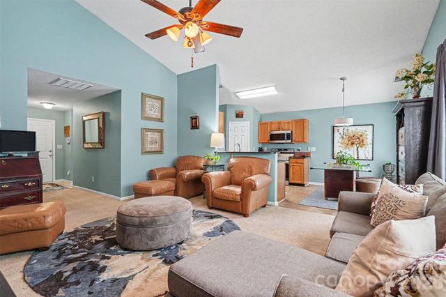 6909 Karnak Court, Charlotte, NC 28216