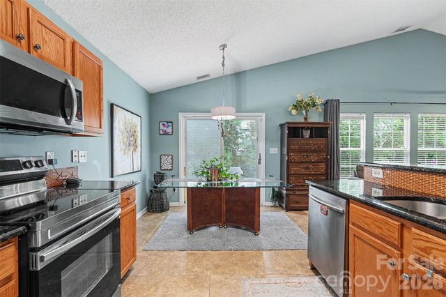 6909 Karnak Court, Charlotte, NC 28216