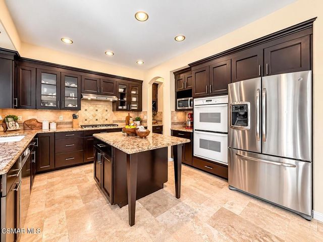 4656 Calle Norte, Newbury Park, CA 91320