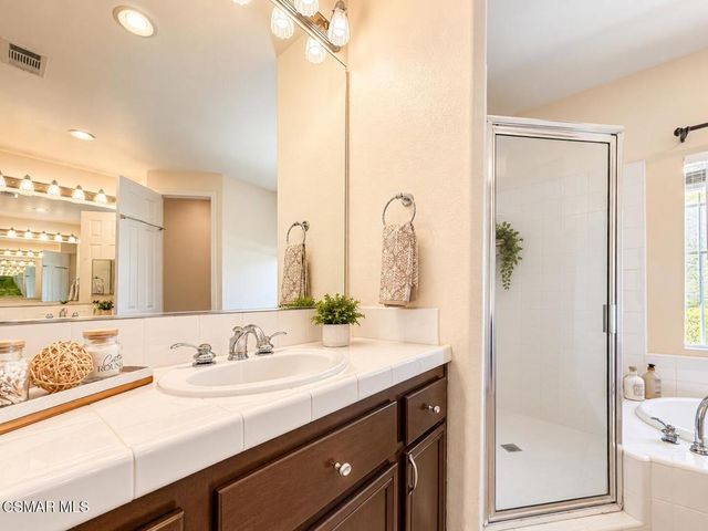 4656 Calle Norte, Newbury Park, CA 91320