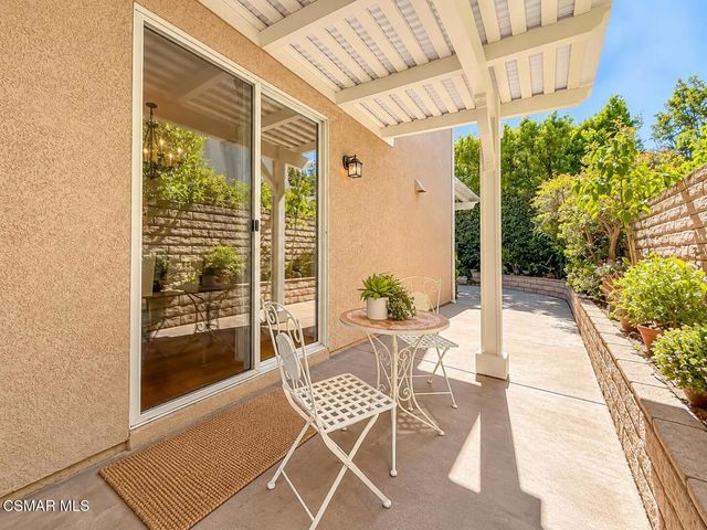 4656 Calle Norte, Newbury Park, CA 91320