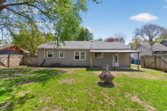1501 Carrie Avenue, Des Moines, IA 50315