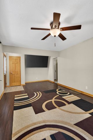 1501 Carrie Avenue, Des Moines, IA 50315