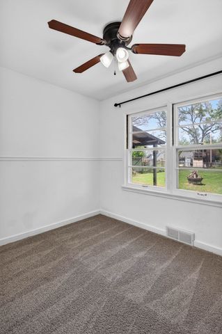 1501 Carrie Avenue, Des Moines, IA 50315