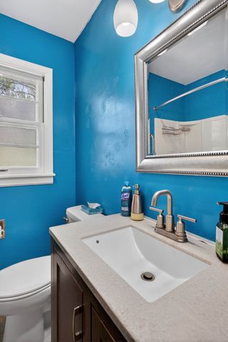 1501 Carrie Avenue, Des Moines, IA 50315