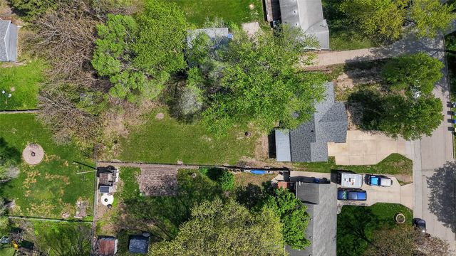 1501 Carrie Avenue, Des Moines, IA 50315