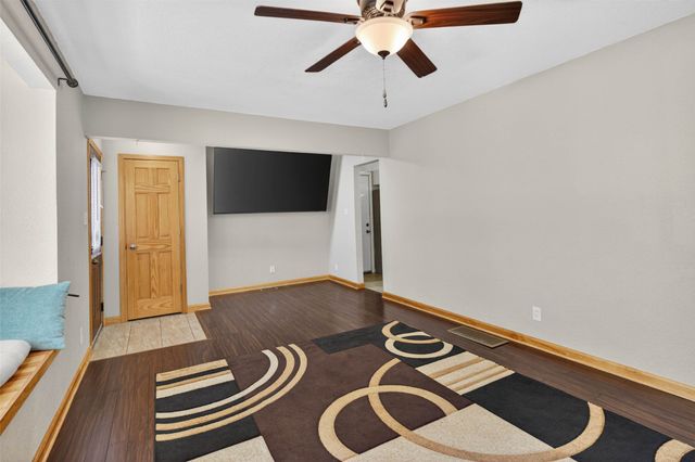 1501 Carrie Avenue, Des Moines, IA 50315
