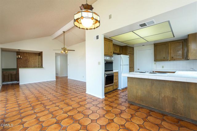 3810 San Augustine Drive, Glendale, CA 91206