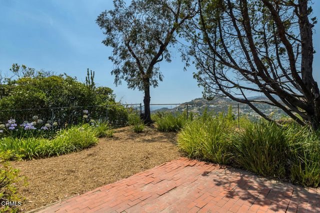 3810 San Augustine Drive, Glendale, CA 91206