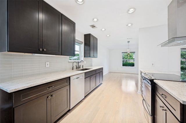 3206 Rotan Lane, Dallas, TX 75229
