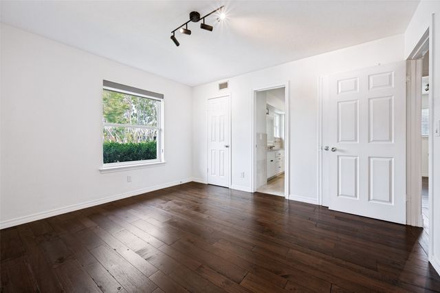 3206 Rotan Lane, Dallas, TX 75229