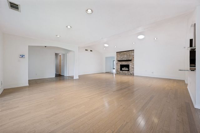 3206 Rotan Lane, Dallas, TX 75229
