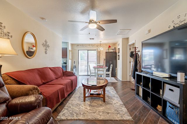 2035 S CLUBHOUSE Drive, Casa Grande, AZ 85194