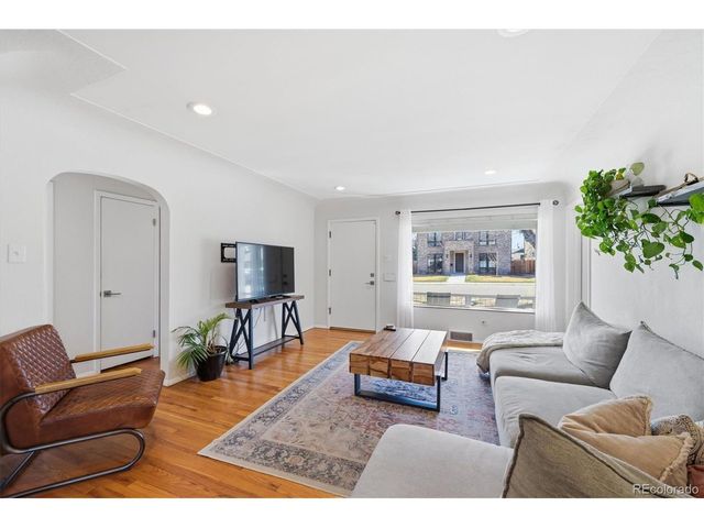 1055 S Garfield St, Denver, CO 80209