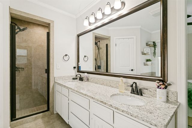 1805 Timbercreek Road, Benbrook, TX 76126