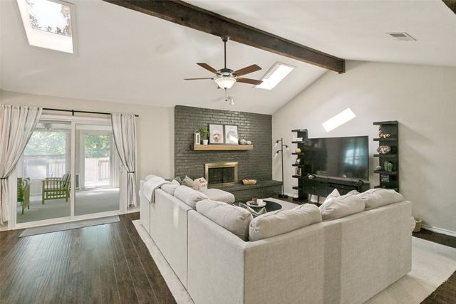 1805 Timbercreek Road, Benbrook, TX 76126