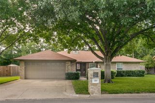 1805 Timbercreek Road, Benbrook, TX 76126