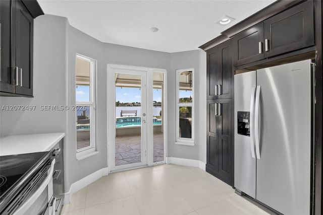 19156 NW 24th Ct, Pembroke Pines, FL 33029