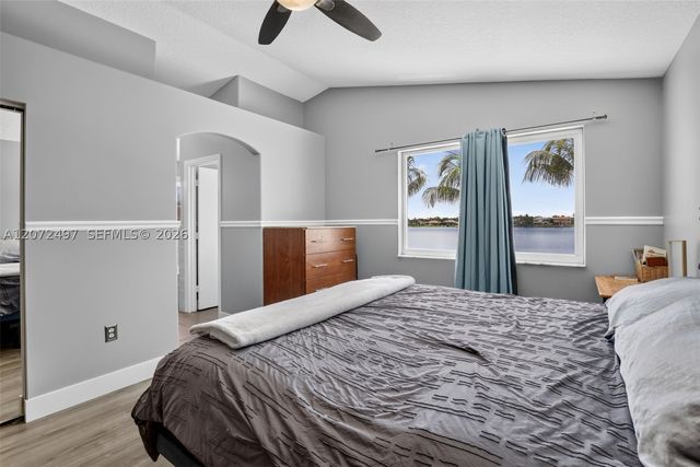19156 NW 24th Ct, Pembroke Pines, FL 33029