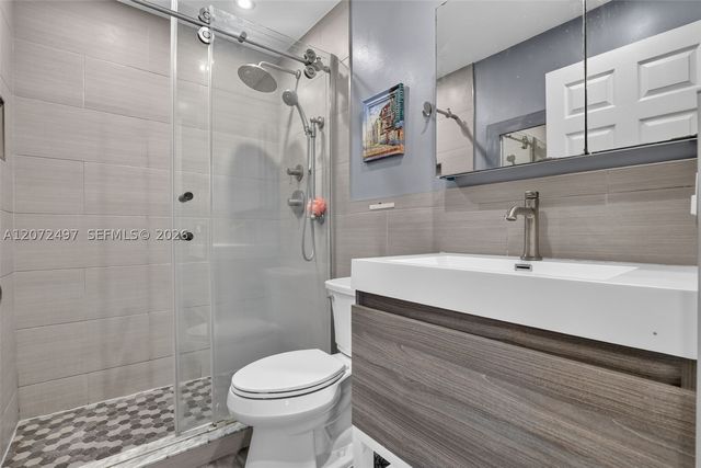 19156 NW 24th Ct, Pembroke Pines, FL 33029