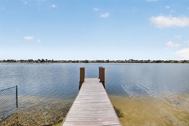 19156 NW 24th Ct, Pembroke Pines, FL 33029