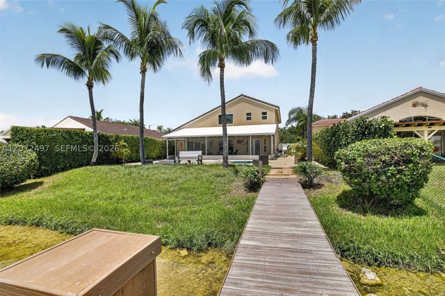 19156 NW 24th Ct, Pembroke Pines, FL 33029