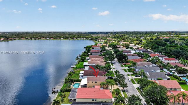 19156 NW 24th Ct, Pembroke Pines, FL 33029
