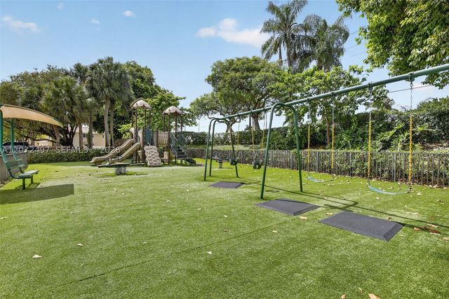 19156 NW 24th Ct, Pembroke Pines, FL 33029