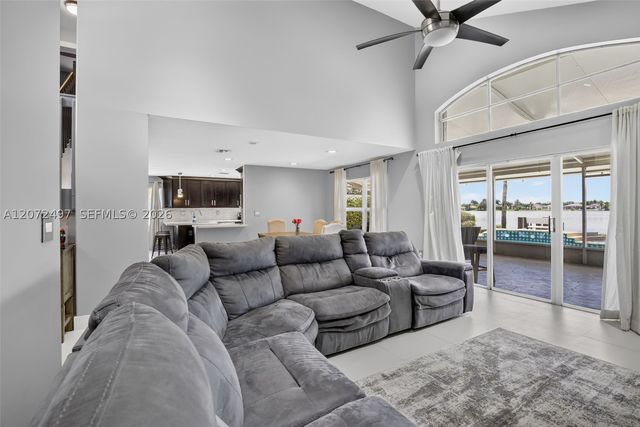 19156 NW 24th Ct, Pembroke Pines, FL 33029