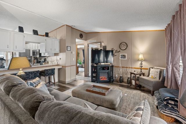 7303 N Crestline St, Spokane, WA 99217