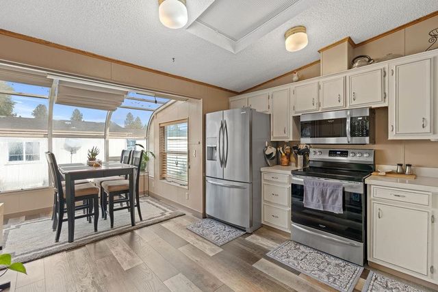 7303 N Crestline St, Spokane, WA 99217