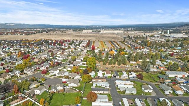 7303 N Crestline St, Spokane, WA 99217