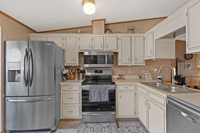 7303 N Crestline St, Spokane, WA 99217