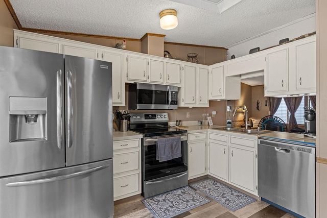 7303 N Crestline St, Spokane, WA 99217