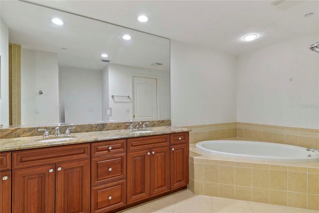 261 MINORCA BEACH WAY 606, New Smyrna Beach, FL 32169
