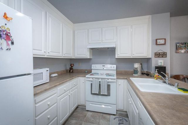1599 W Swain Rd, Stockton, CA 95207