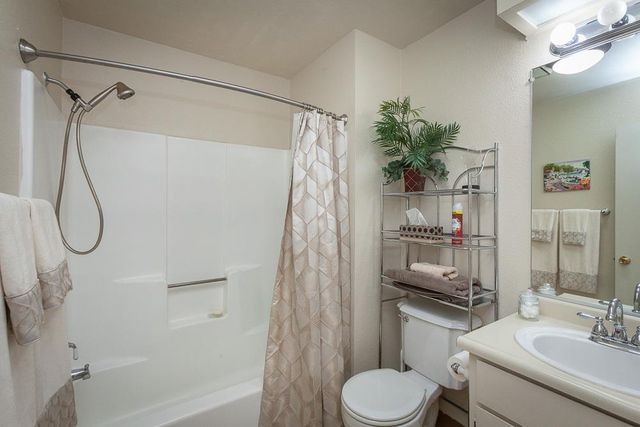 1599 W Swain Rd, Stockton, CA 95207